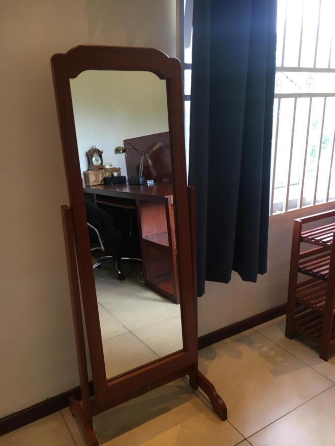 Asteria Studios Paramaribo Ngoại thất bức ảnh